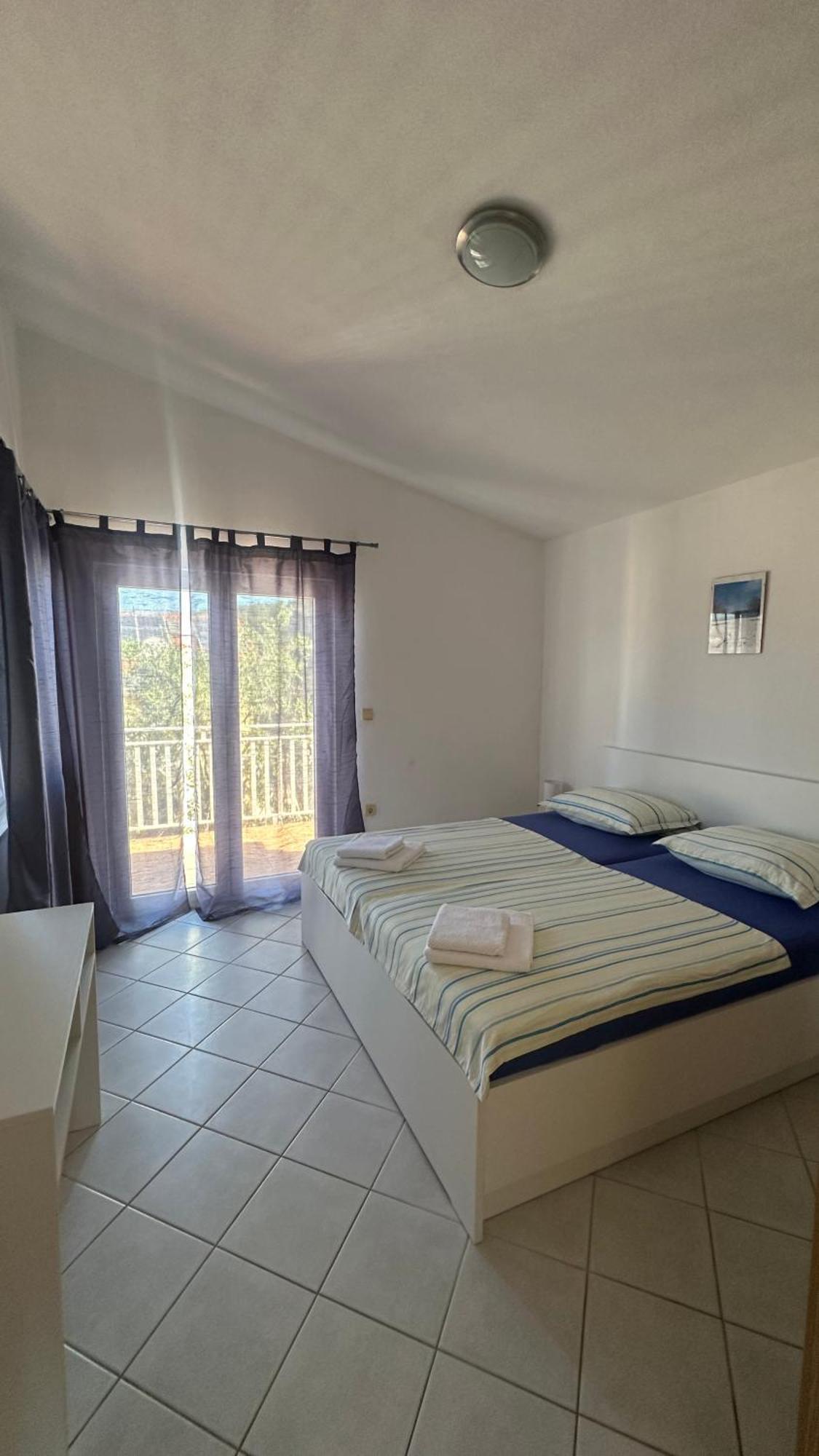 Apartment Arleta Trogir Bagian luar foto
