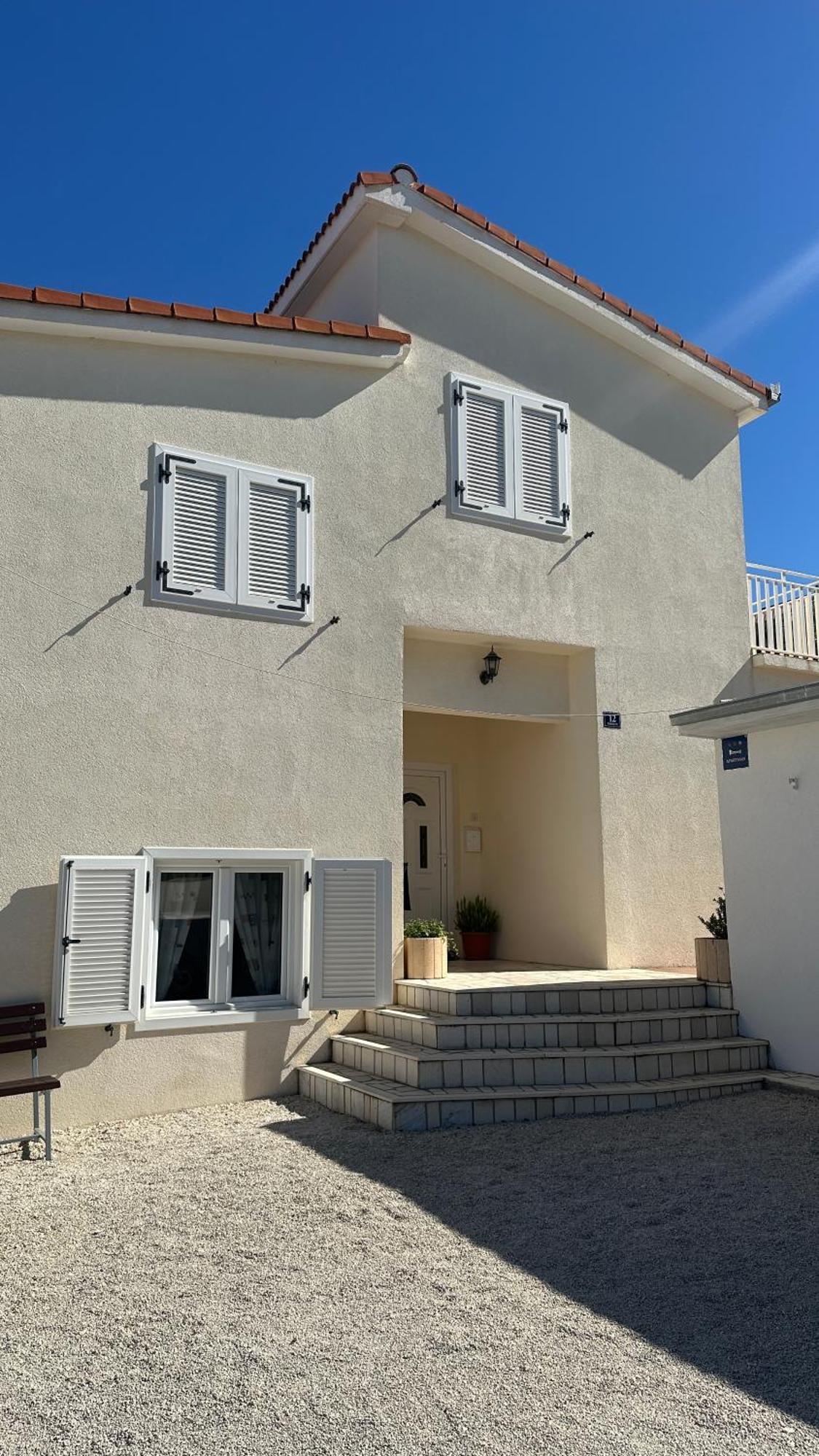 Apartment Arleta Trogir Bagian luar foto